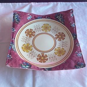 Hand made plate cozy